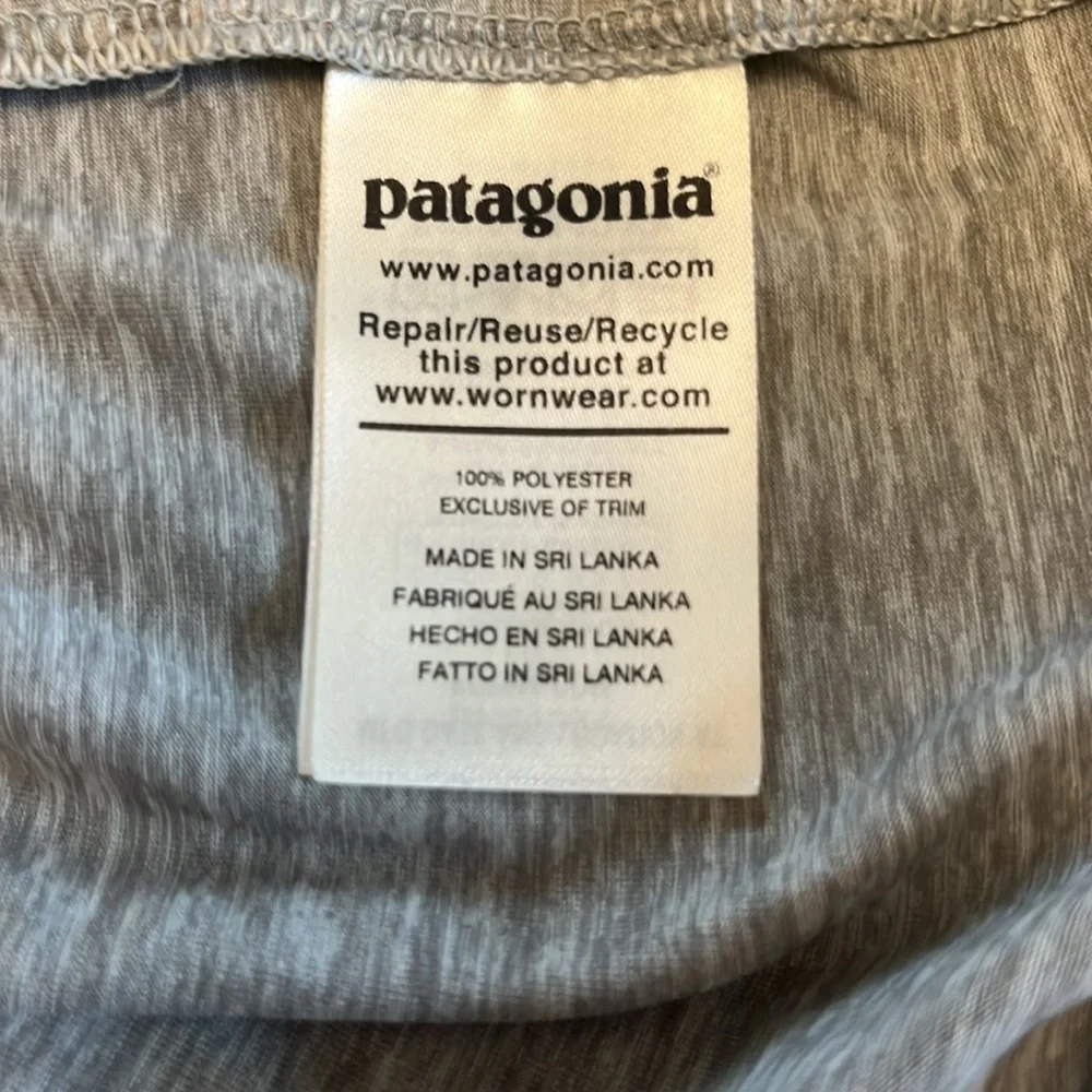 Long Sleeved Patagonia Shirt - Picture 6 of 6